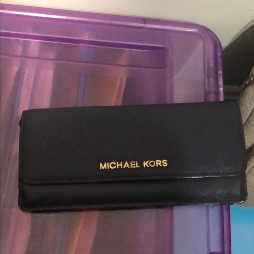 Michael Kors wallet